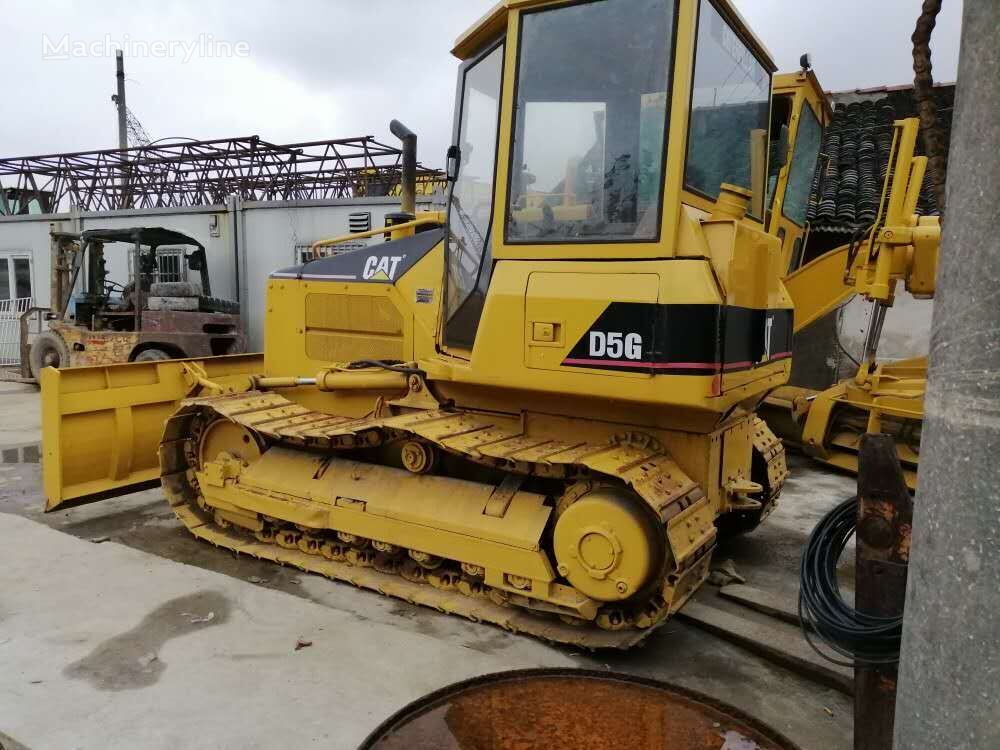 bulldozer Caterpillar D5G