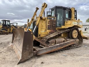 bulldozer Caterpillar D6T XL