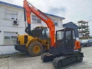 escavadora de rastos Doosan DH55