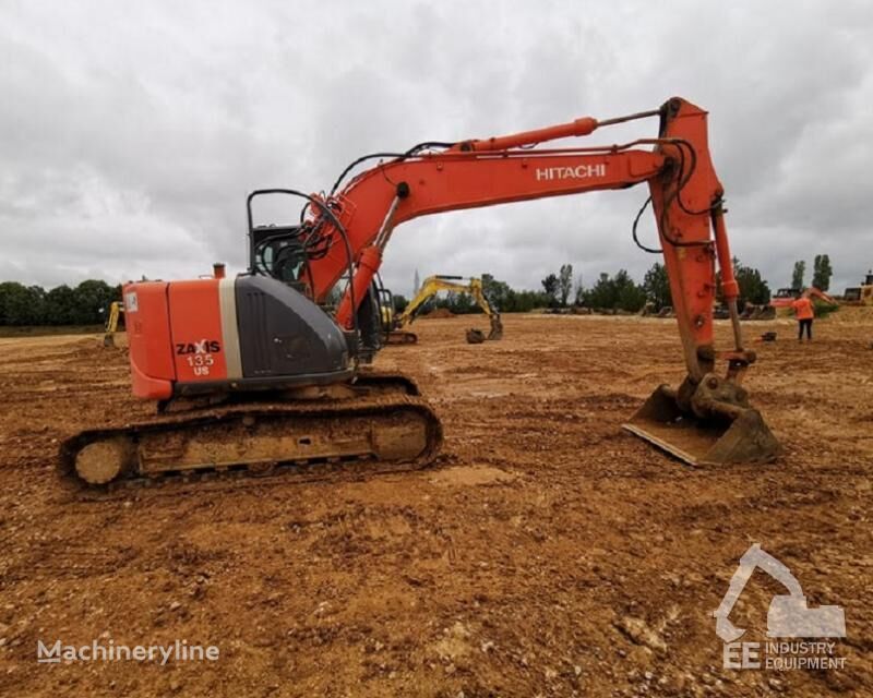 escavadora de rastos Hitachi ZX 135 US-3