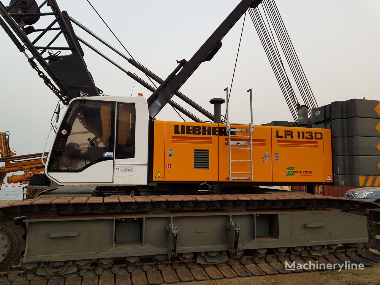 grua de lagartas Liebherr LR 1130