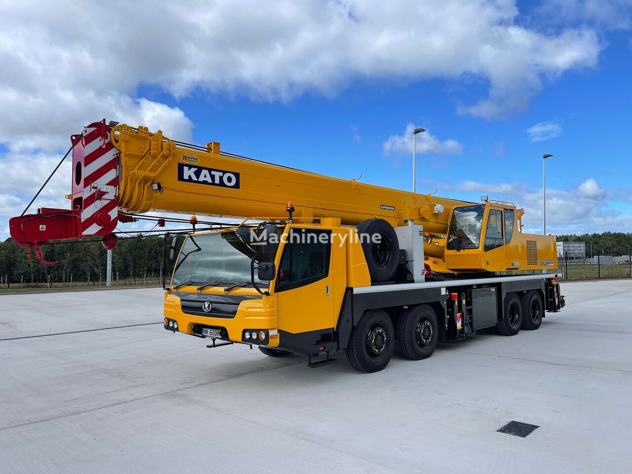 grua móvel Kato NK-600Rx, 60 Ton Truck Mounted Crane