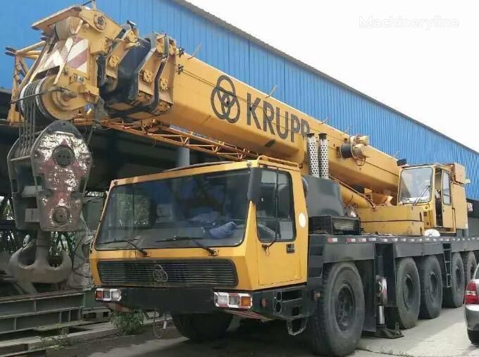 grua móvel Grove  no chassi Krupp KMK5100