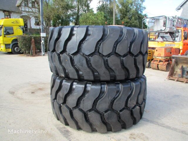 pneu para carregadeira frontal Hilo 35/65R33 LCHS