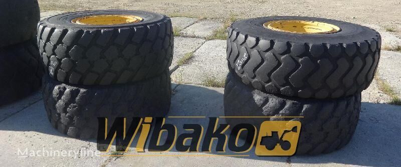 pneu para carregadeira frontal Michelin 550/65R25